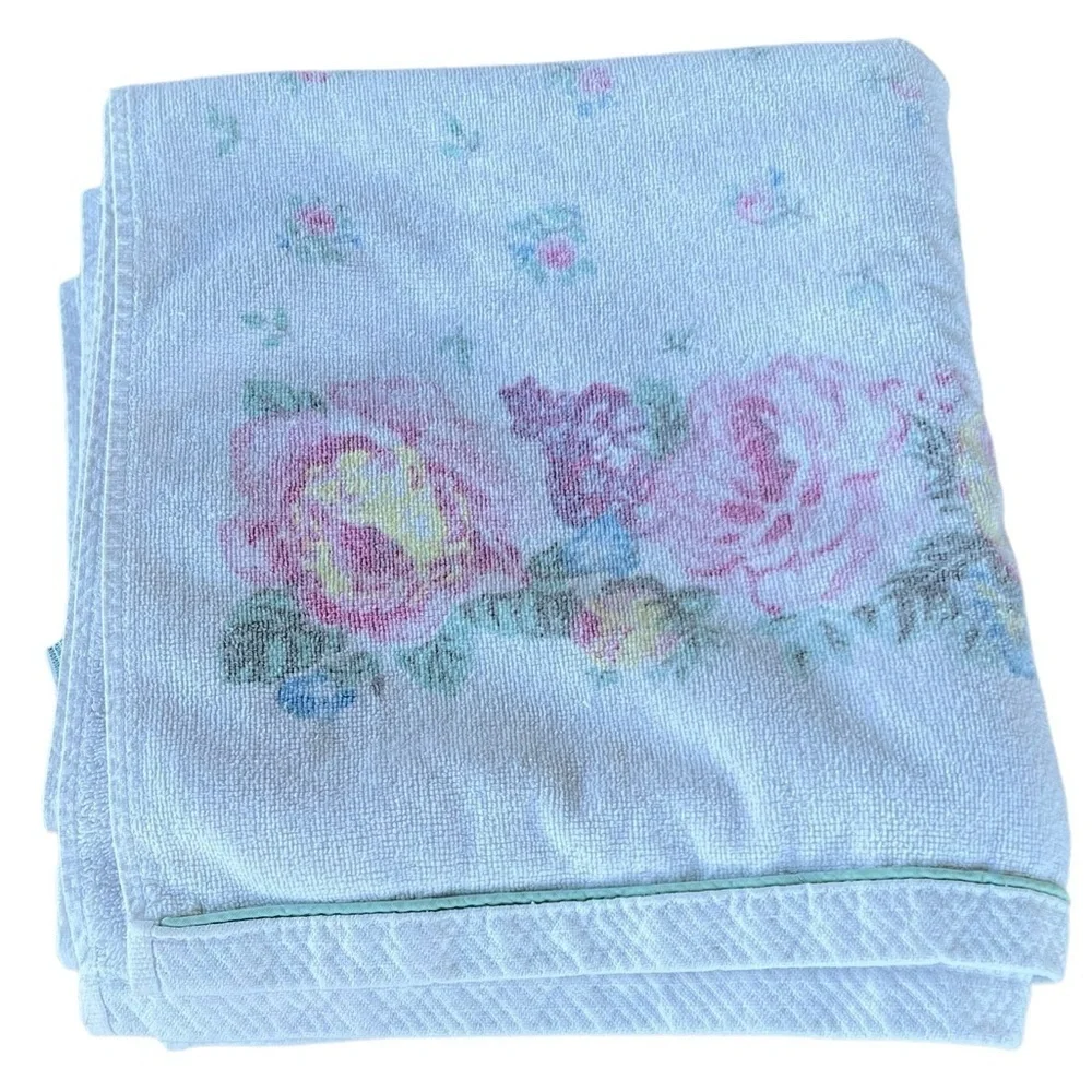 Laura Ashley vintage laura